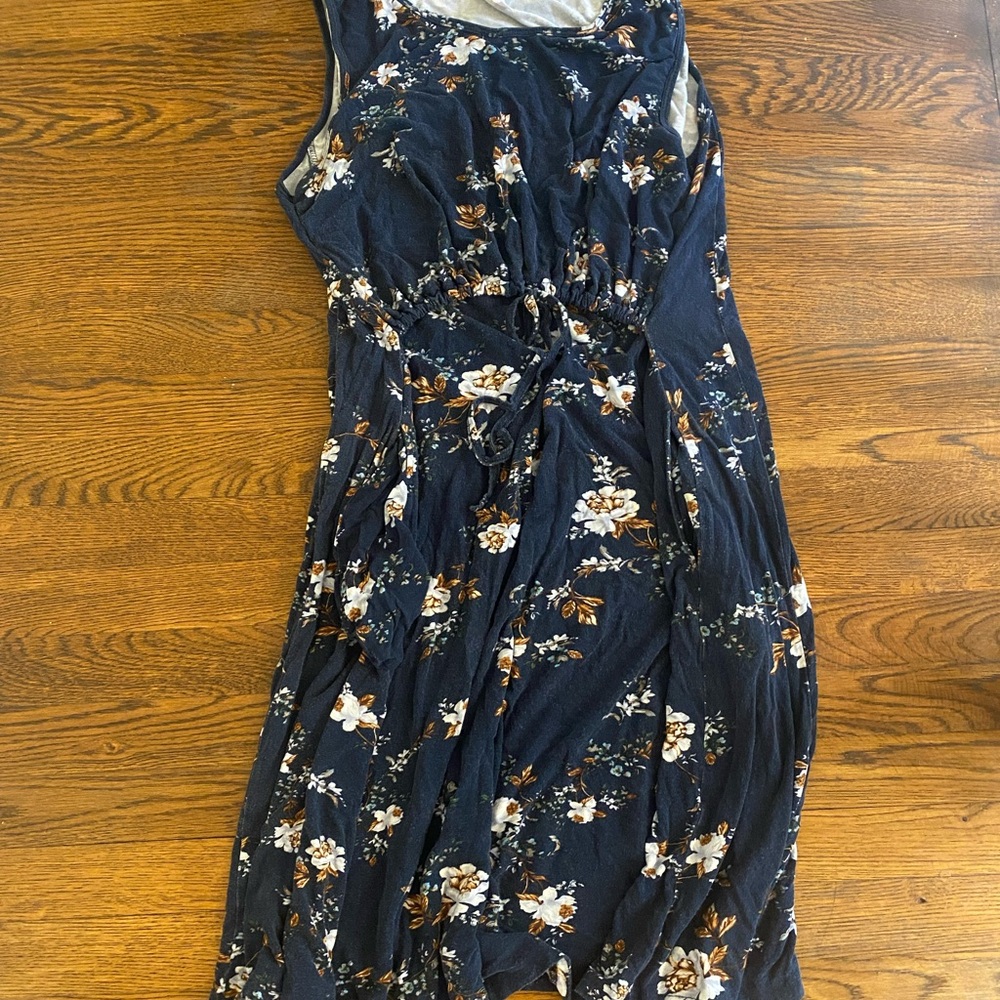 Latched Mama XL Navy floral print drawstring nursing dress